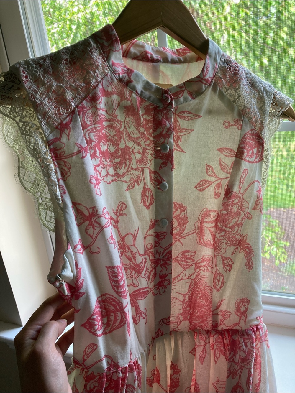 Linen Lace Cap-Sleeve Pink Toile Dress - Picture 3 of 7